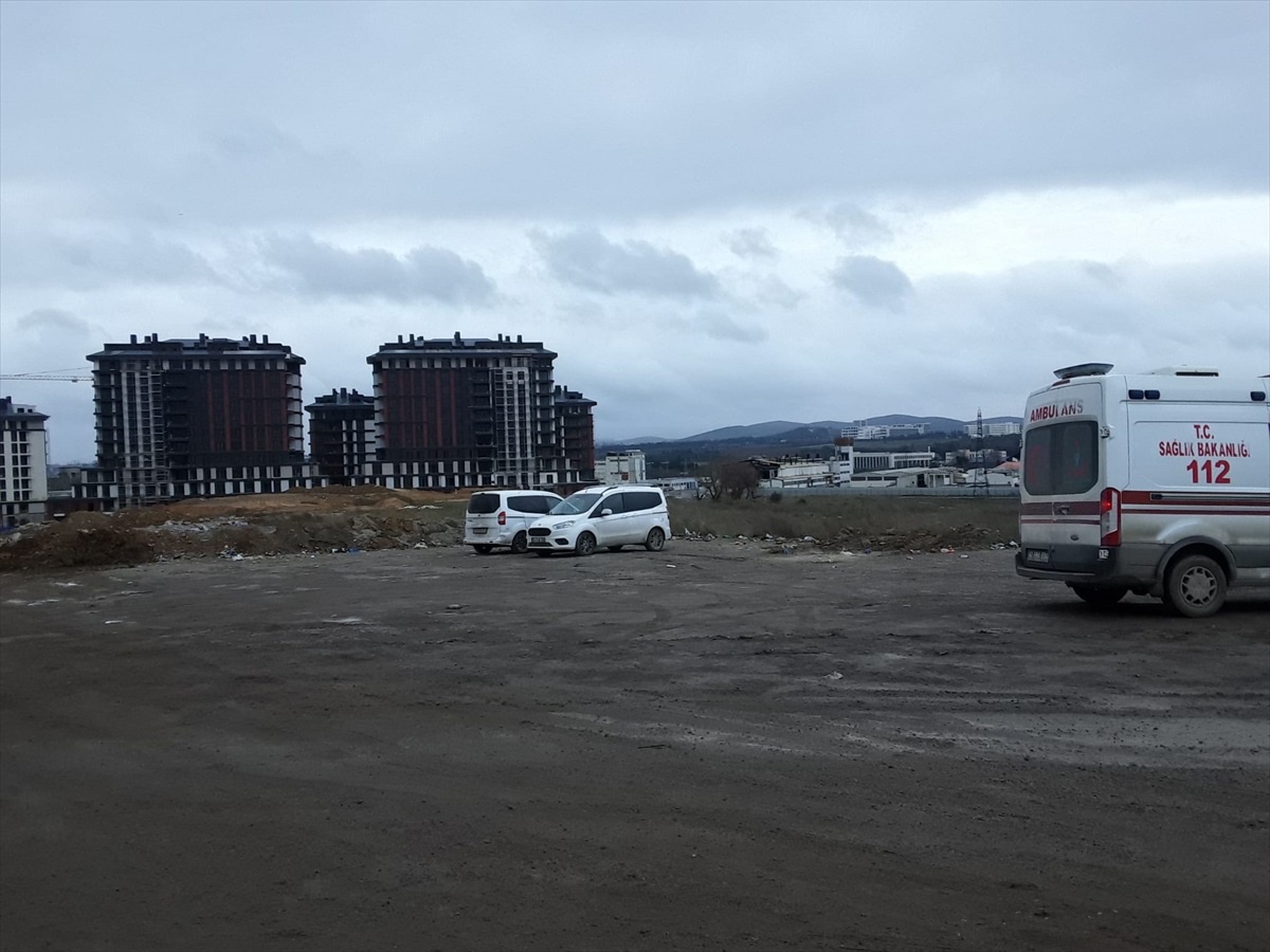 Darıca\'da İnşaatta Doğal Gaz Hattı Delindi