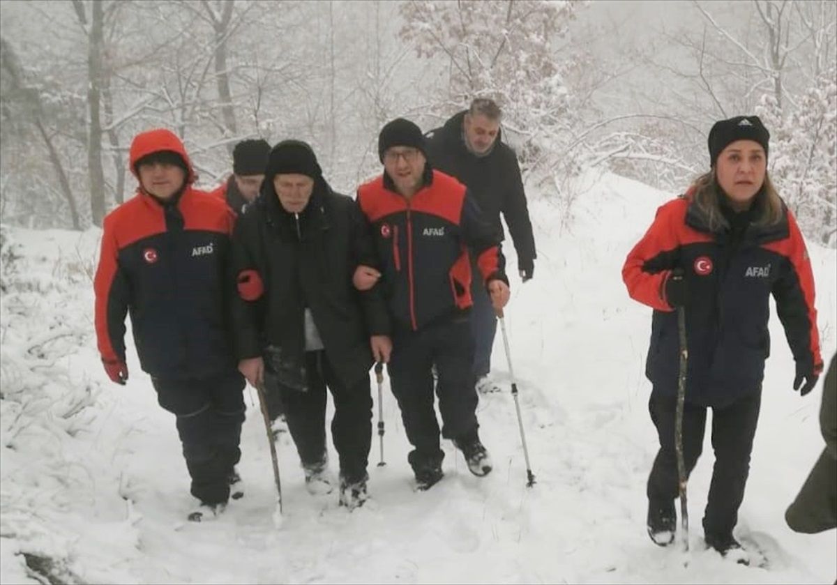Kayıp Alzheimer Hastası Ormanda Bulundu