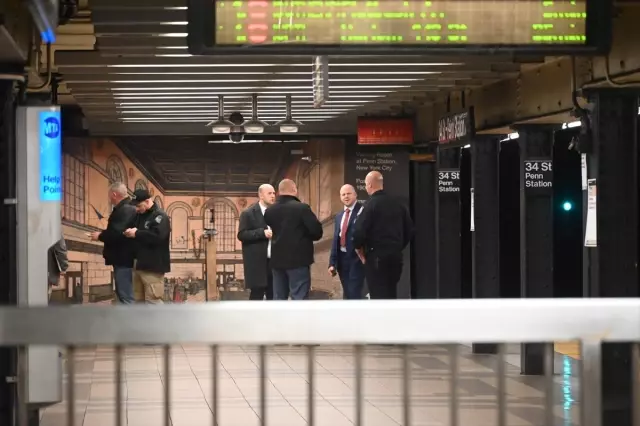 New York metrosunda bir haftada ikinci vahşet! Bir kişi daha diri diri yakıldı