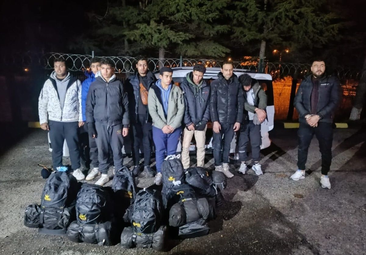 Tekirdağ\'da 8 Düzensiz Göçmen Yakalandı