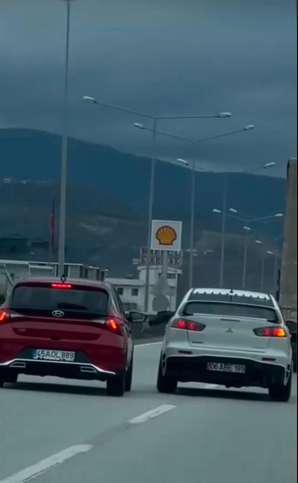 Yalova\'da Sollama Attempti Kazaya Neden Oluyordu