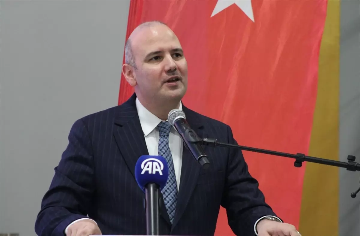 AK Parti Genel Başkan Yardımcısı İleri, Uşak\'ta konuştu Açıklaması