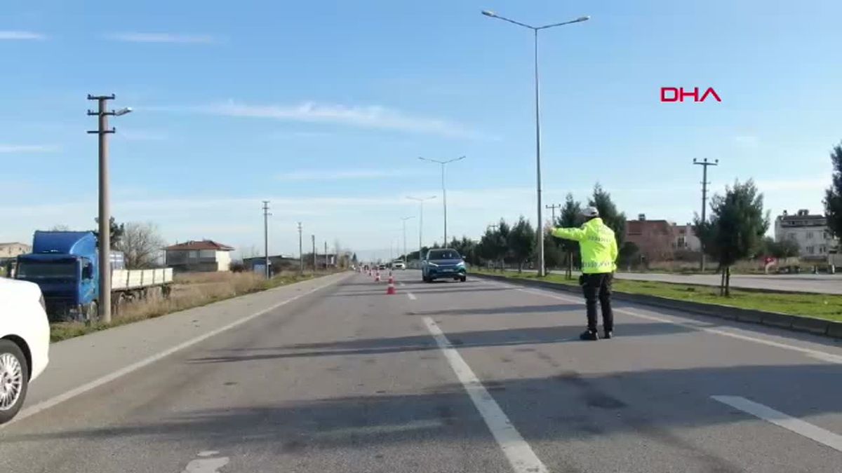 ANKARA-Bakan Yerlikaya: 2 milyon 553 bin 663 araç denetlendi,444 bin 372 araca/sürücüye işlem yapıldı
