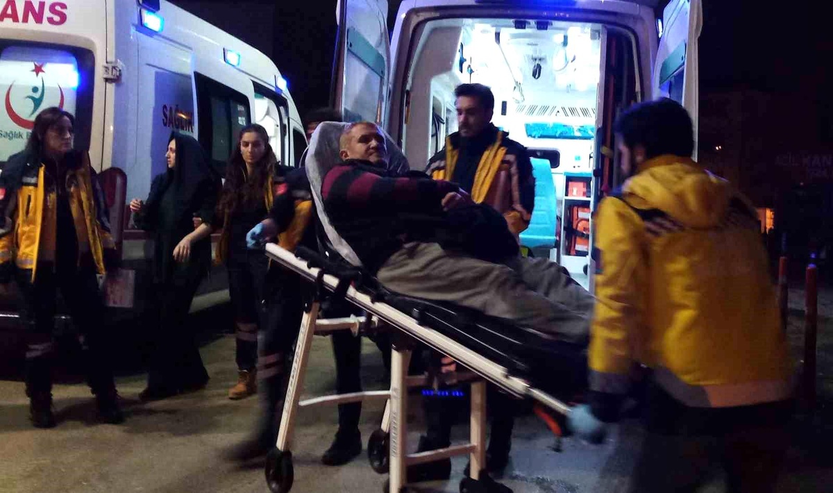 İnegöl\'de Dünürler Arasında Silahlı Kavga