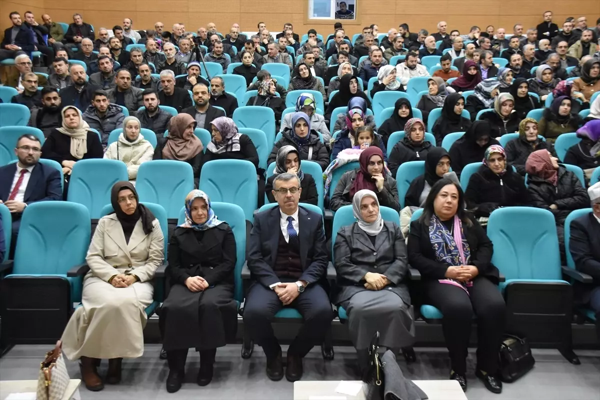 Ailede Çözüm Becerileri Konferansı