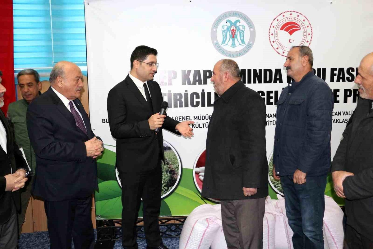 Erzincan\'da Yerli Kuru Fasulye Tohumu Dağıtımı!