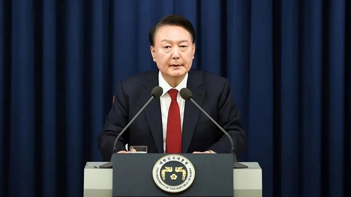 Güney Kore\'de Devlet Başkanı Yoon Suk Yeol İçin Tutuklama Talebi