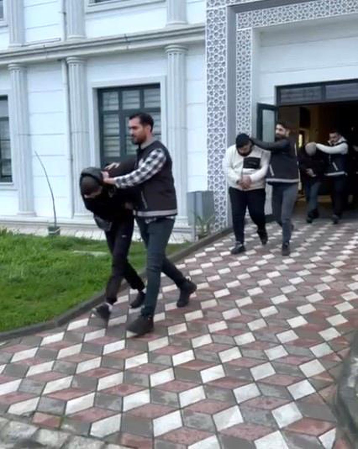 Polis ve Savcı Kılığında Dolandırıcılık