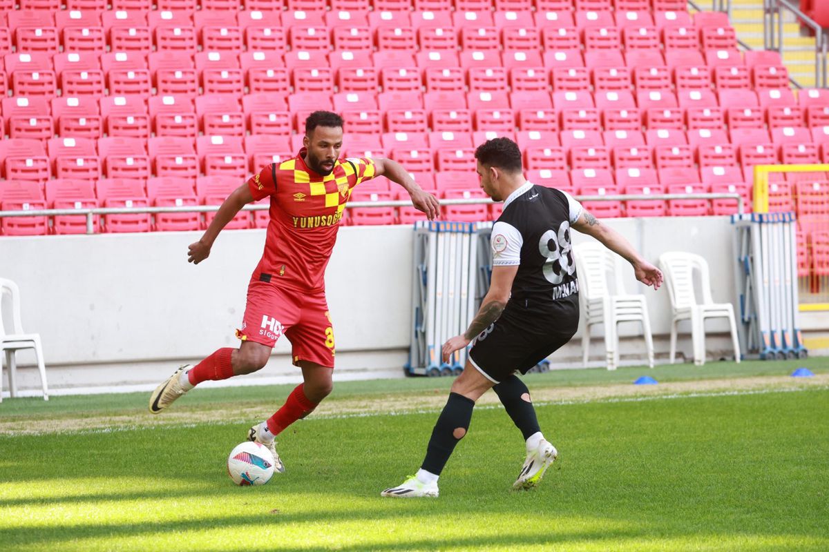 Göztepe, Manisa FK\'ya Özel Maçta Yenildi