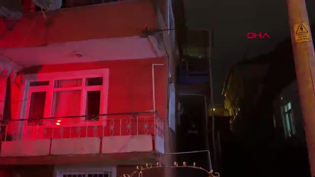 Kocaeli\'de Aspiratörden Çıkan Yangın İtfaiye Ekiplerince Söndürüldü