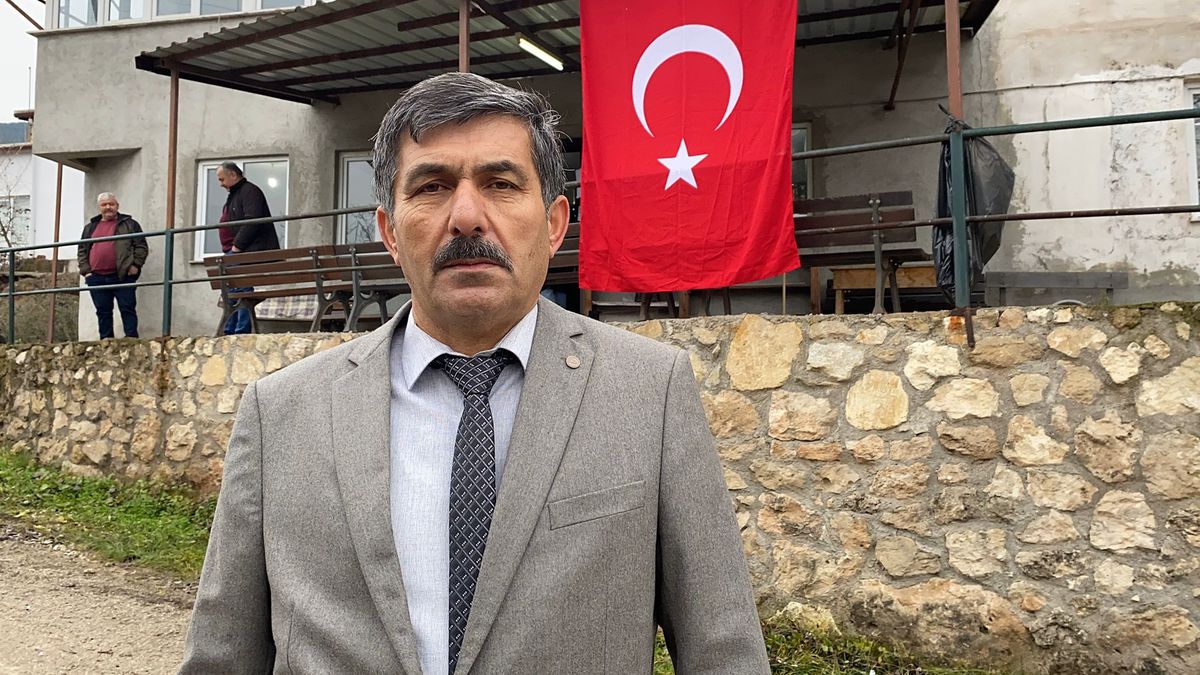 Cemal Ovası Köyü İlk Muhtarını Seçti
