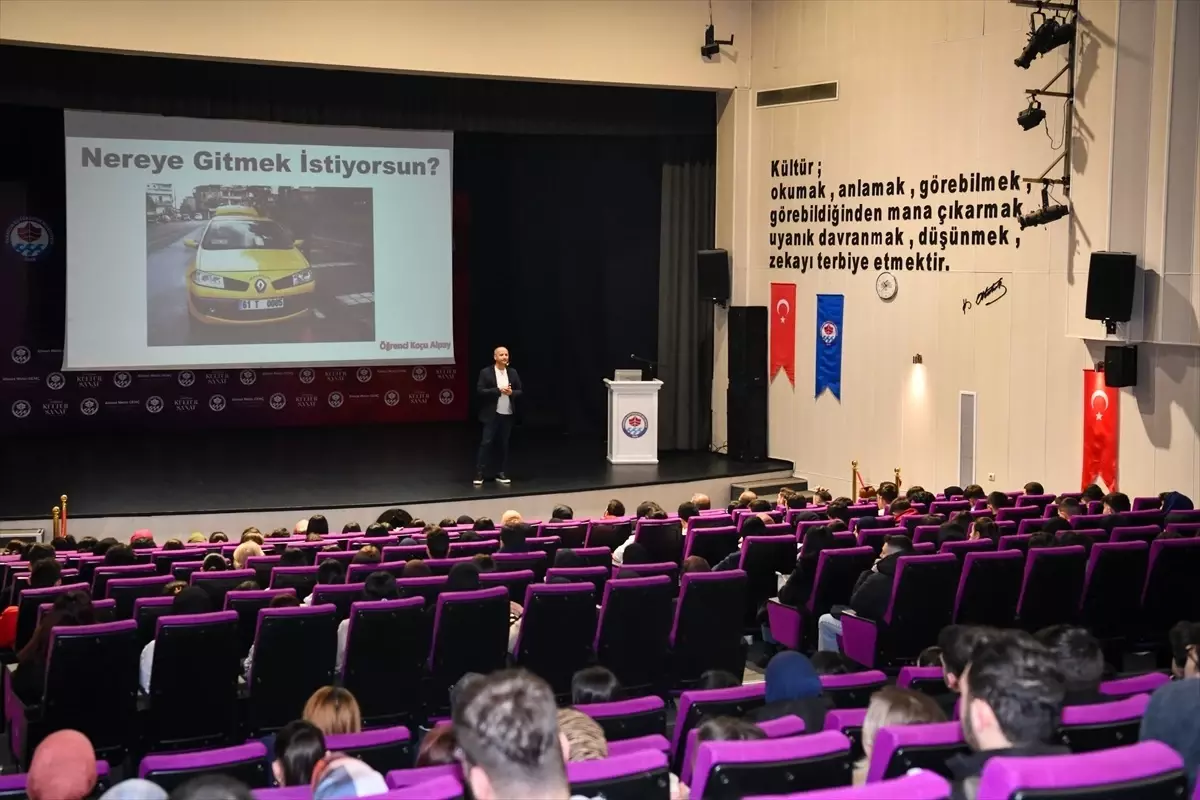 Sınavlara Hazırlık Semineri Düzenlendi