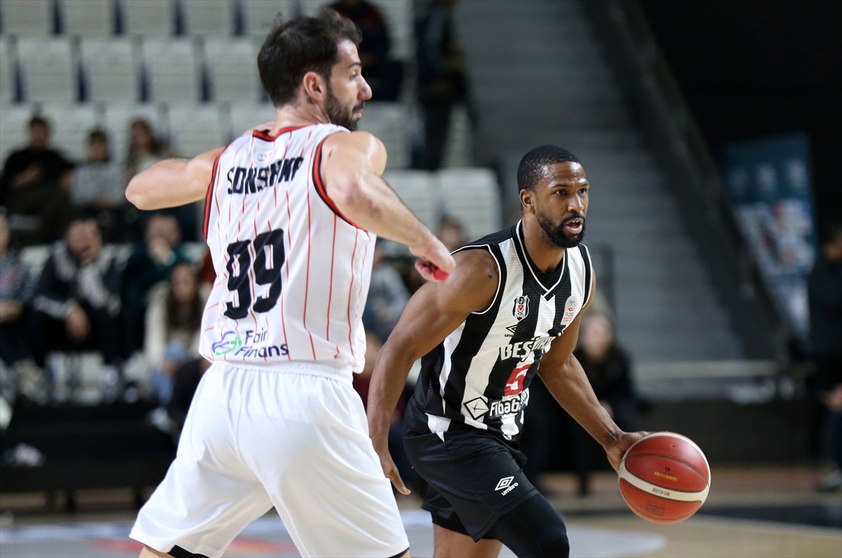 Manisa Basket, Beşiktaş\'ı Yendi