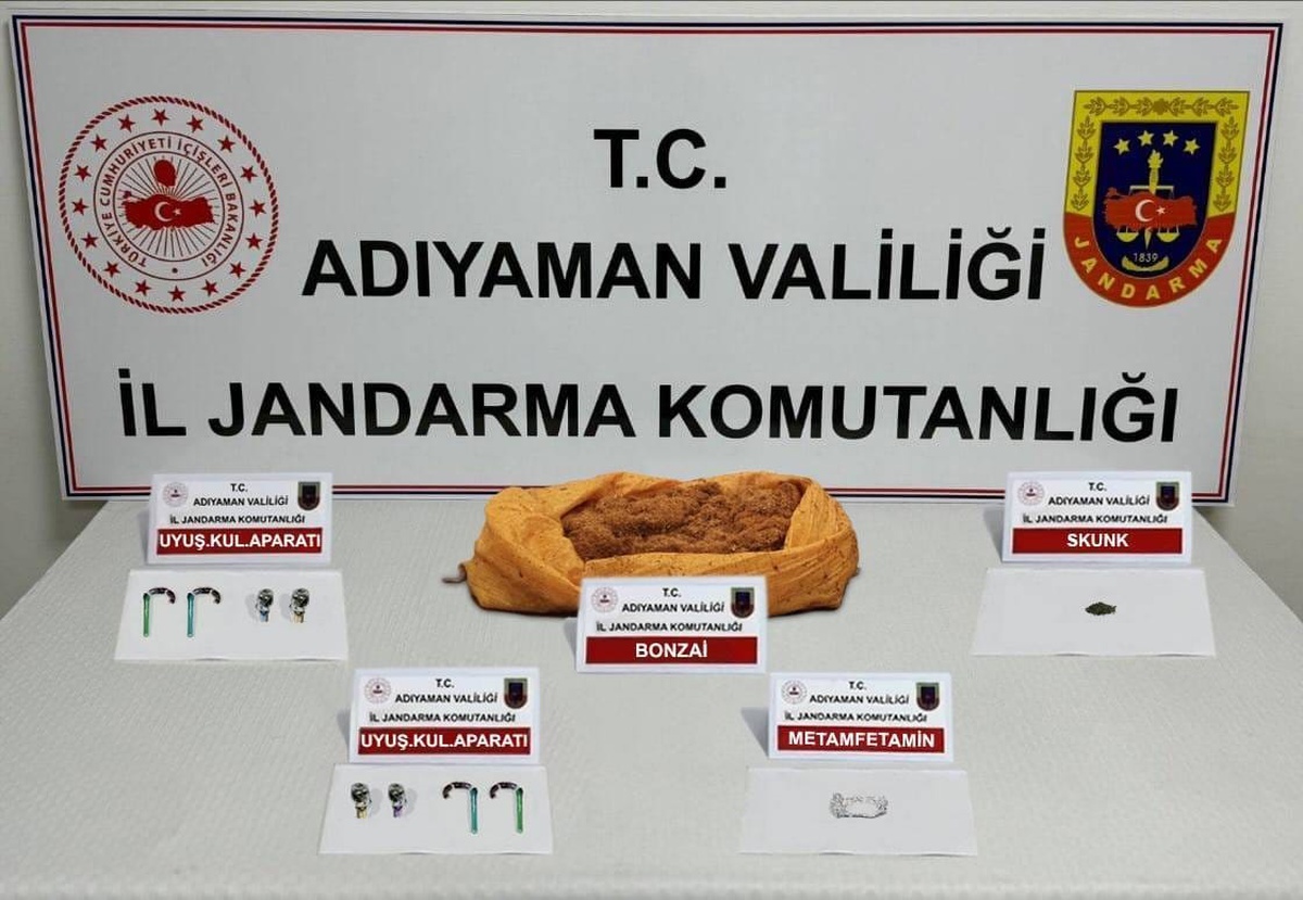Adıyaman\'da Uyuşturucu Operasyonu: 9 Gözaltı