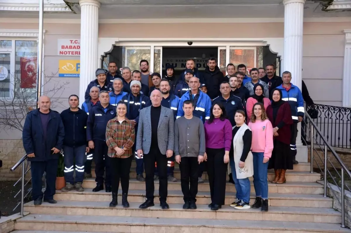 Babadağ Belediye Başkanı Kumral, Çalışanlarıyla Yeni Yılı Kutladı