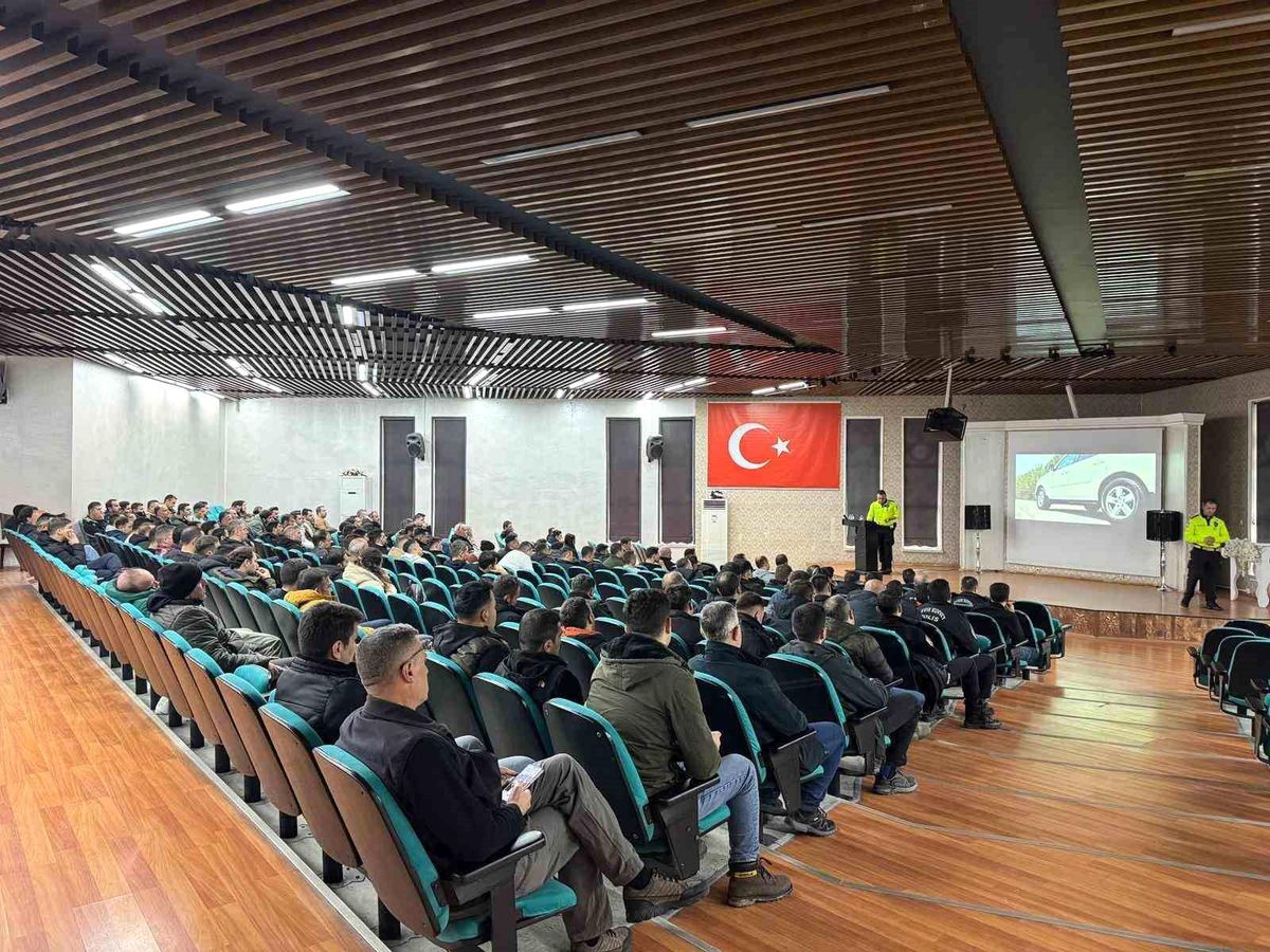 Erzincan\'da Trafik Güvenliği Eğitimi