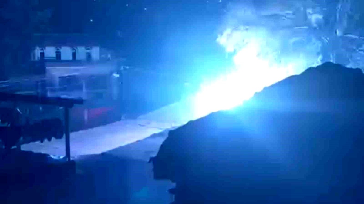 Edirne\'de Elektrik Kablosu Patladı