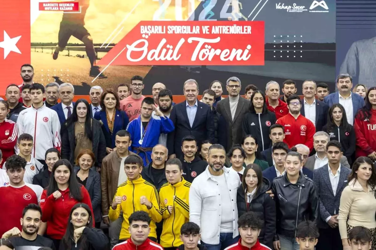 Mersin\'de başarılı sporcular ve antrenörler ödüllendirildi