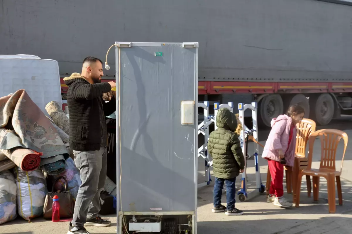 Ülkesine dönen Mahir: Suriye\'nin geleceği için el birliğiyle çalışacağız