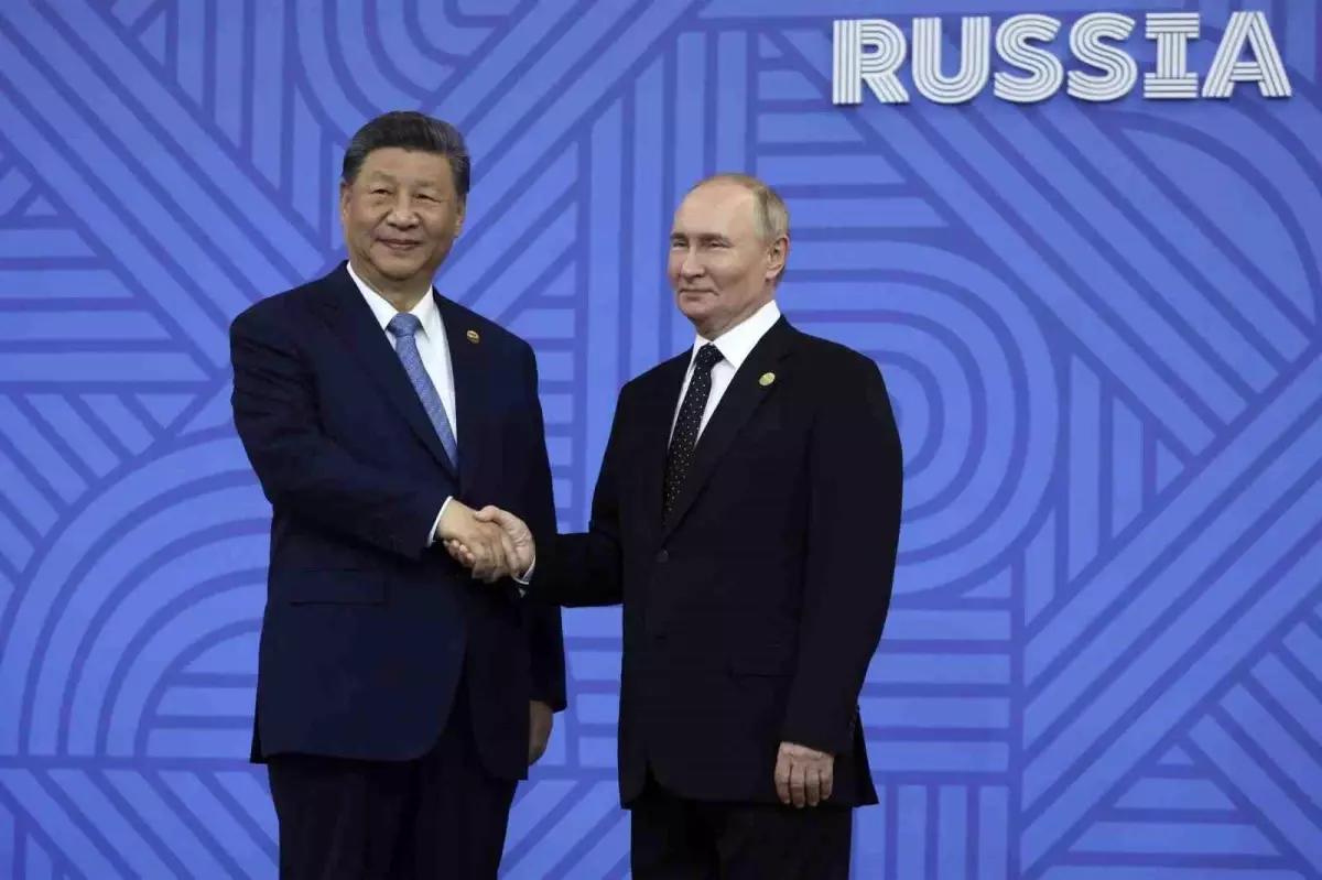 Xi ve Putin\'den Yeni Yıl Mesajları