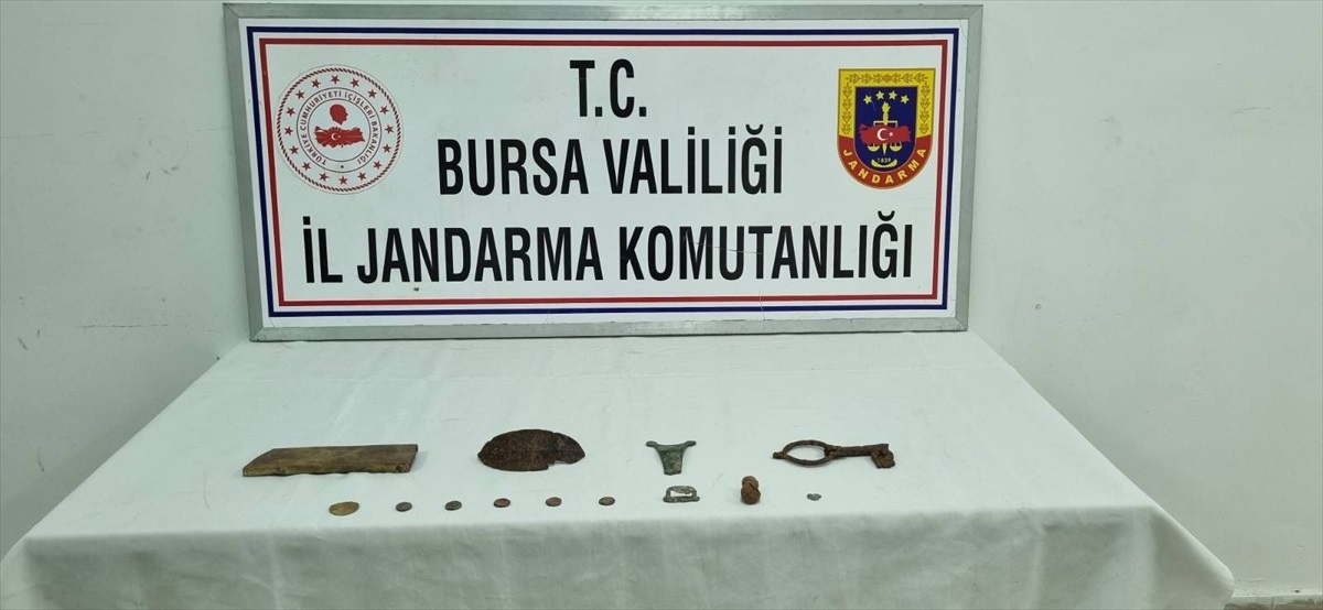 Bursa\'da Kaçak Tarihi Eser Kazısı