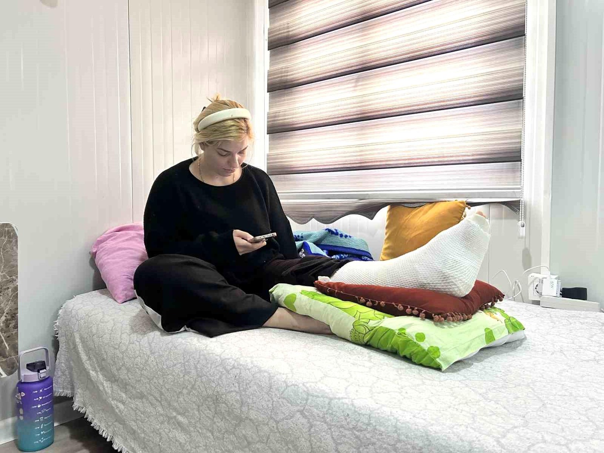Hatay\'da Depremzededen Yürek Burkan Dilek: Biyonik Kol