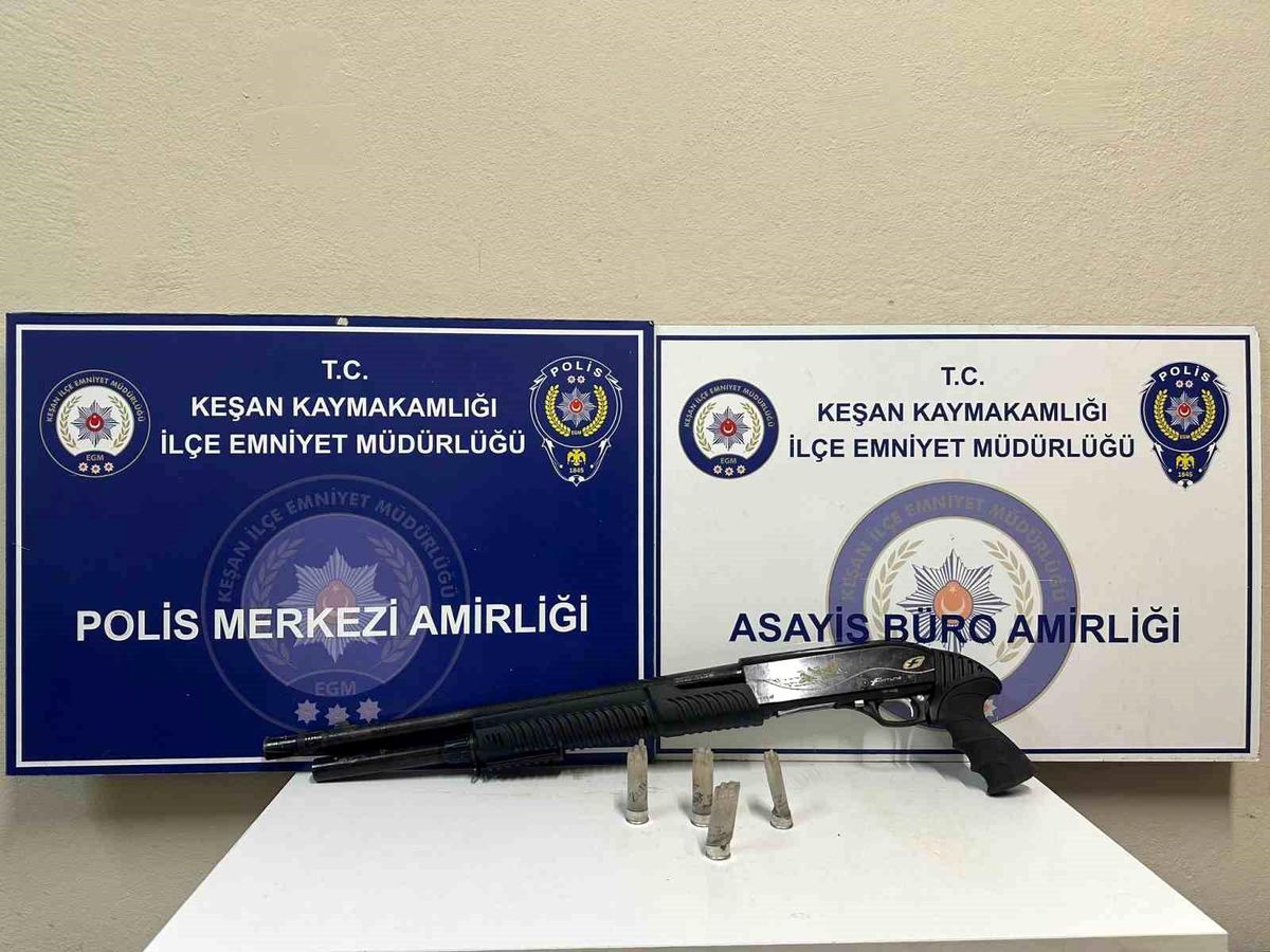 Keşan\'da Yılbaşı Uygulaması: Uyuşturucu ve Tüfek Ele Geçirildi