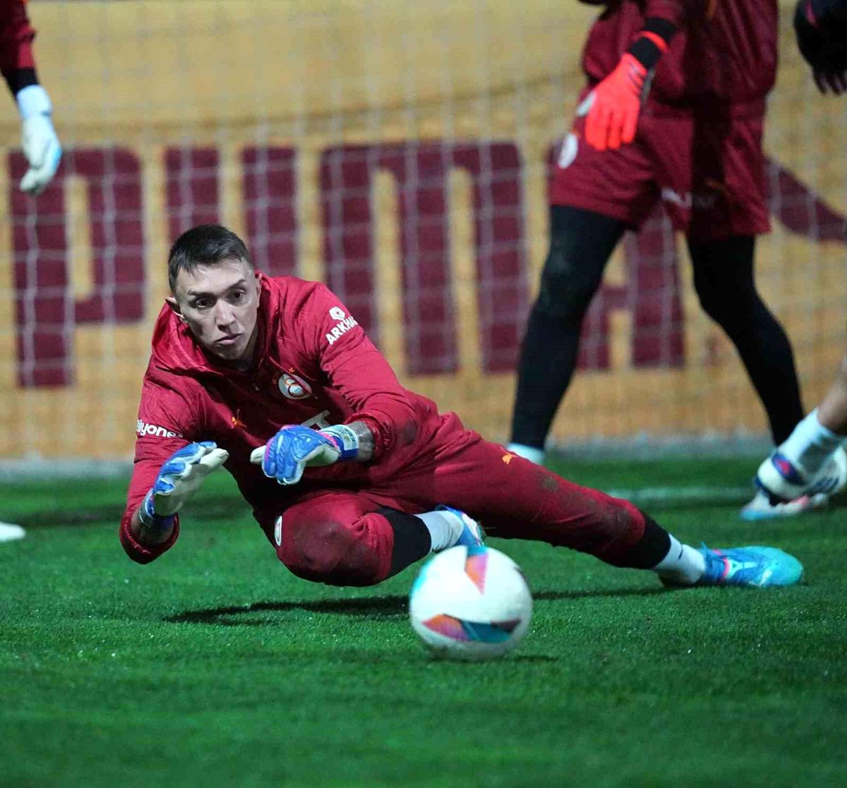 Galatasaray Göztepe Maçına Hazırlanıyor