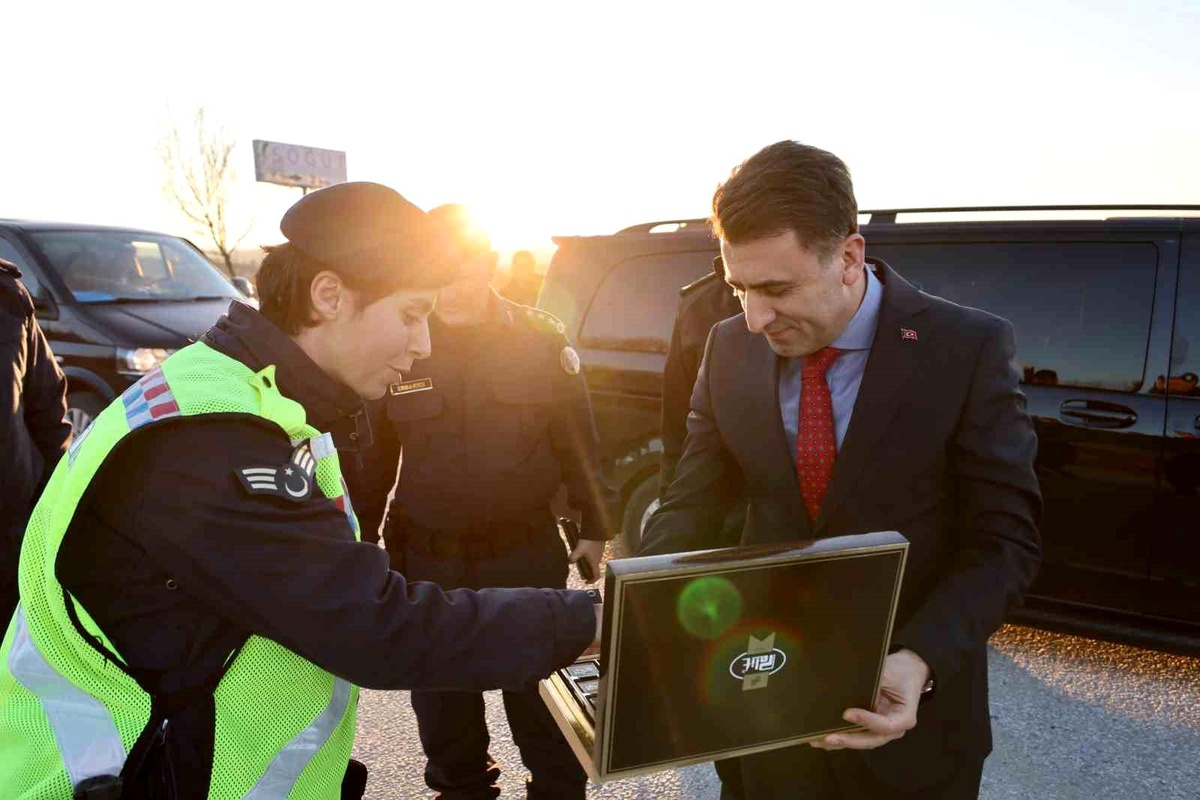 Vali Aygöl Yeni Yılı Kutladı