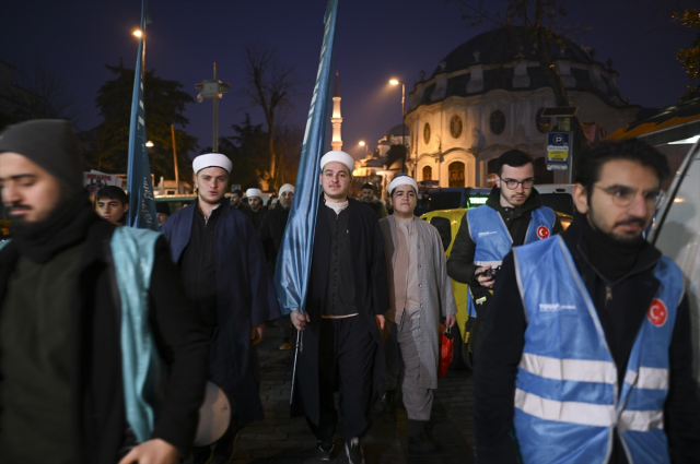 İstanbul'da büyük Gazze buluşması! Binlerce kişi Galata'ya yürüyor