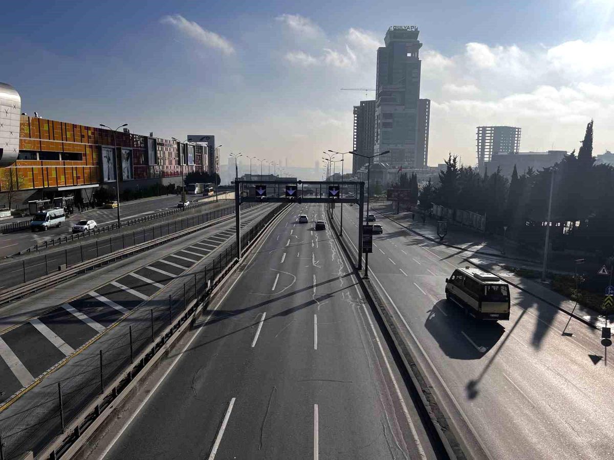İstanbul Yeni Yılı Trafiksiz Karşıladı