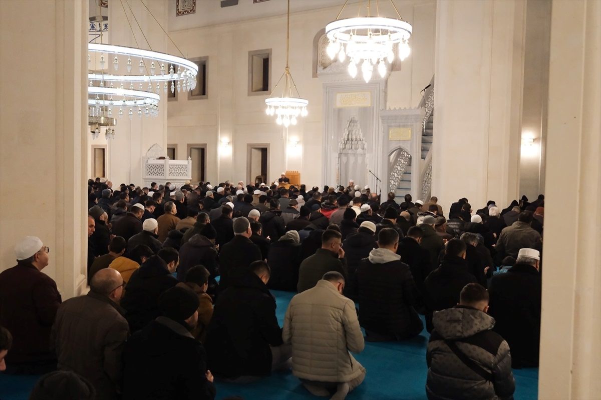 Karaman\'da Yılın İlk Sabah Namazı Etkinliği