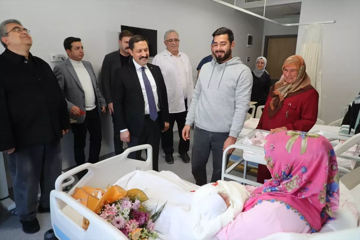Hatay\'da Yeni Yılın İlk Bebeği