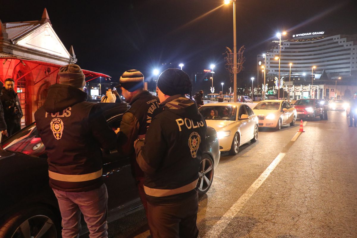 Kayseri\'de Yılbaşı Denetimi: 2 Bin 856 Personel Görevde