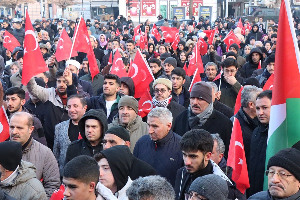 Erzincan\'da Filistin\'e Destek Yürüyüşü