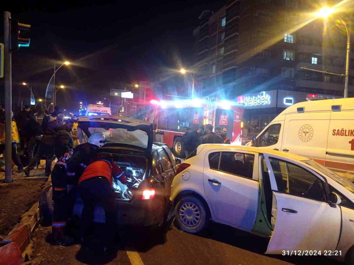 Malatya\'da Trafik Kazası: 5 Yaralı