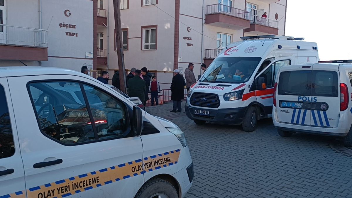 Kırıkkale\'de Genç Bir Adam Evinde Ölü Bulundu
