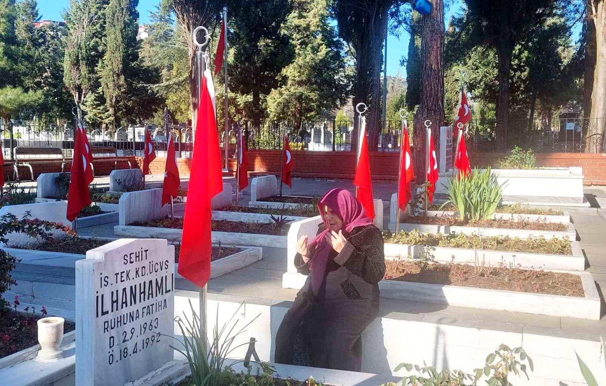 Şehit Anneleri Yeni Yıla Dualarla Başladı