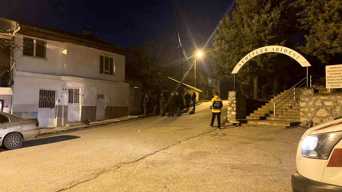 Burdur\'da 88 Yaşındaki Kadın Evinde Ölü Bulundu