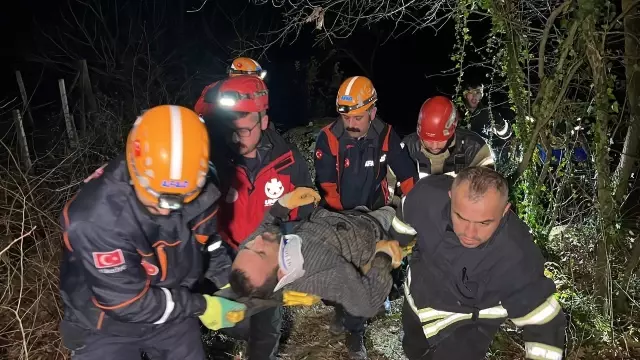 Define ararken kazdığı kayanın altında sıkıştı Define ararken kazdığı kayanın altında sıkıştı