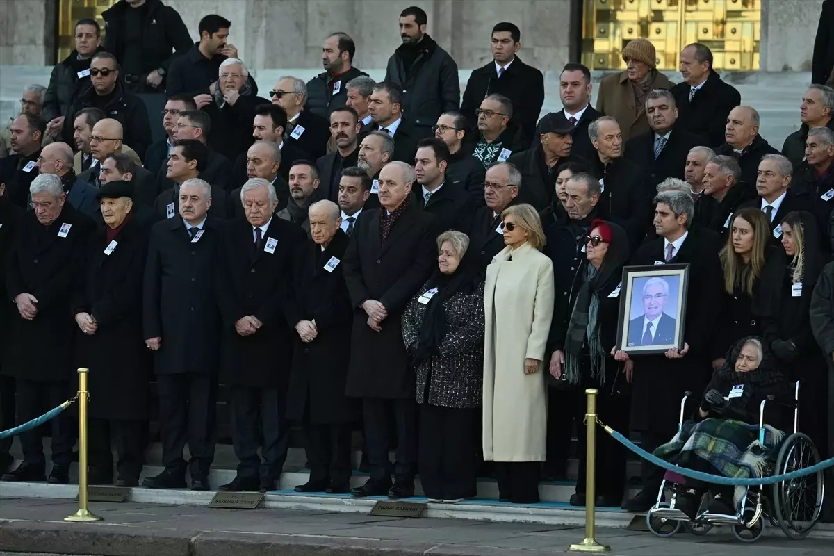 Eski Bakan Nahit Menteşe Son Yolculuğuna Uğurlandı