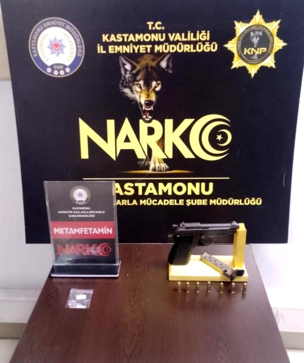 Kastamonu\'da uyuşturucu ve silah operasyonu