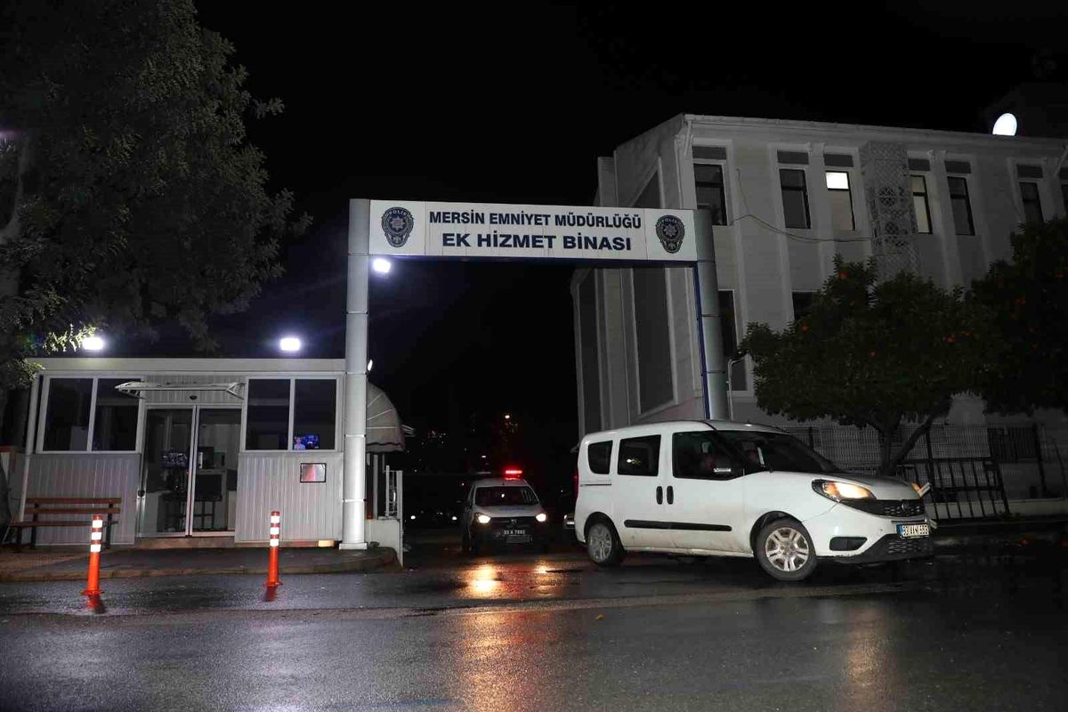 Mersin\'de 71 Hükümlü Yakalandı
