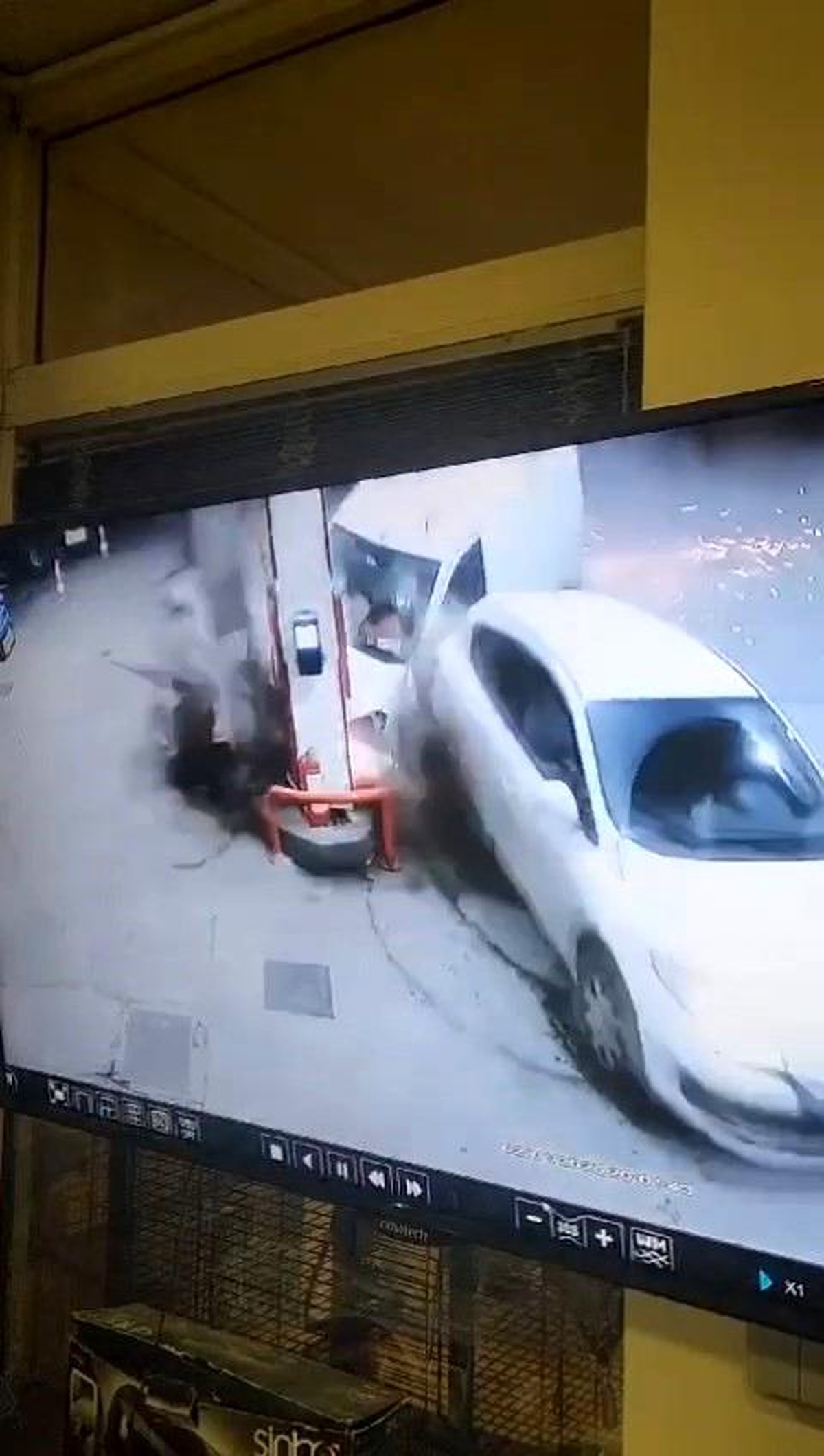 Kocaeli\'de Hafif Ticari Araç Kazası