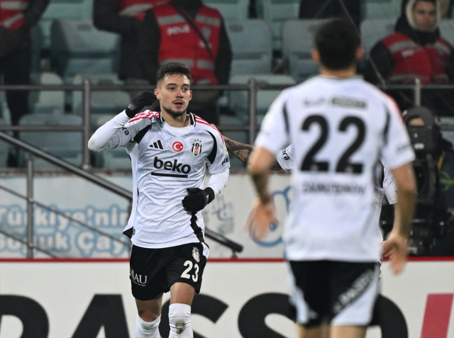 Beşiktaş, Çaykur Rizespor ile deplasmanda 1-1 berabere kaldı