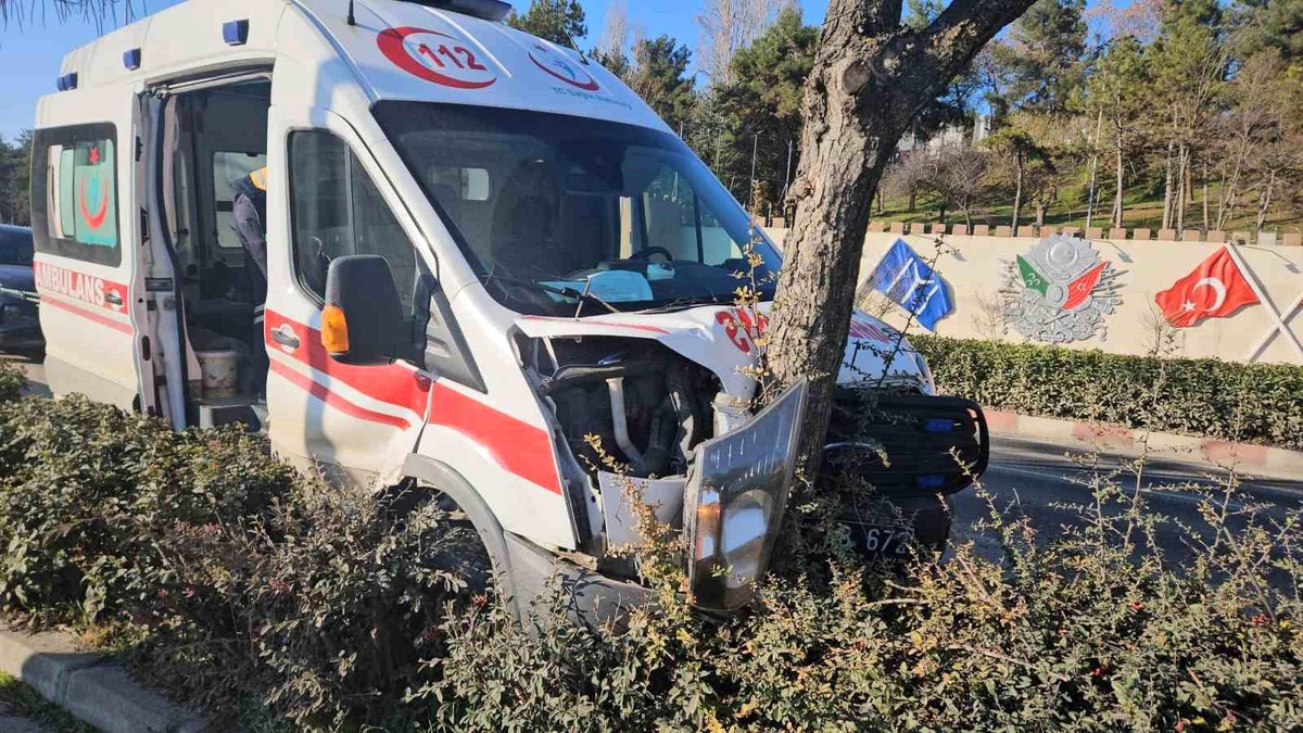 Bilecik\'te Ambulans Kazası: Yaralı Yok
