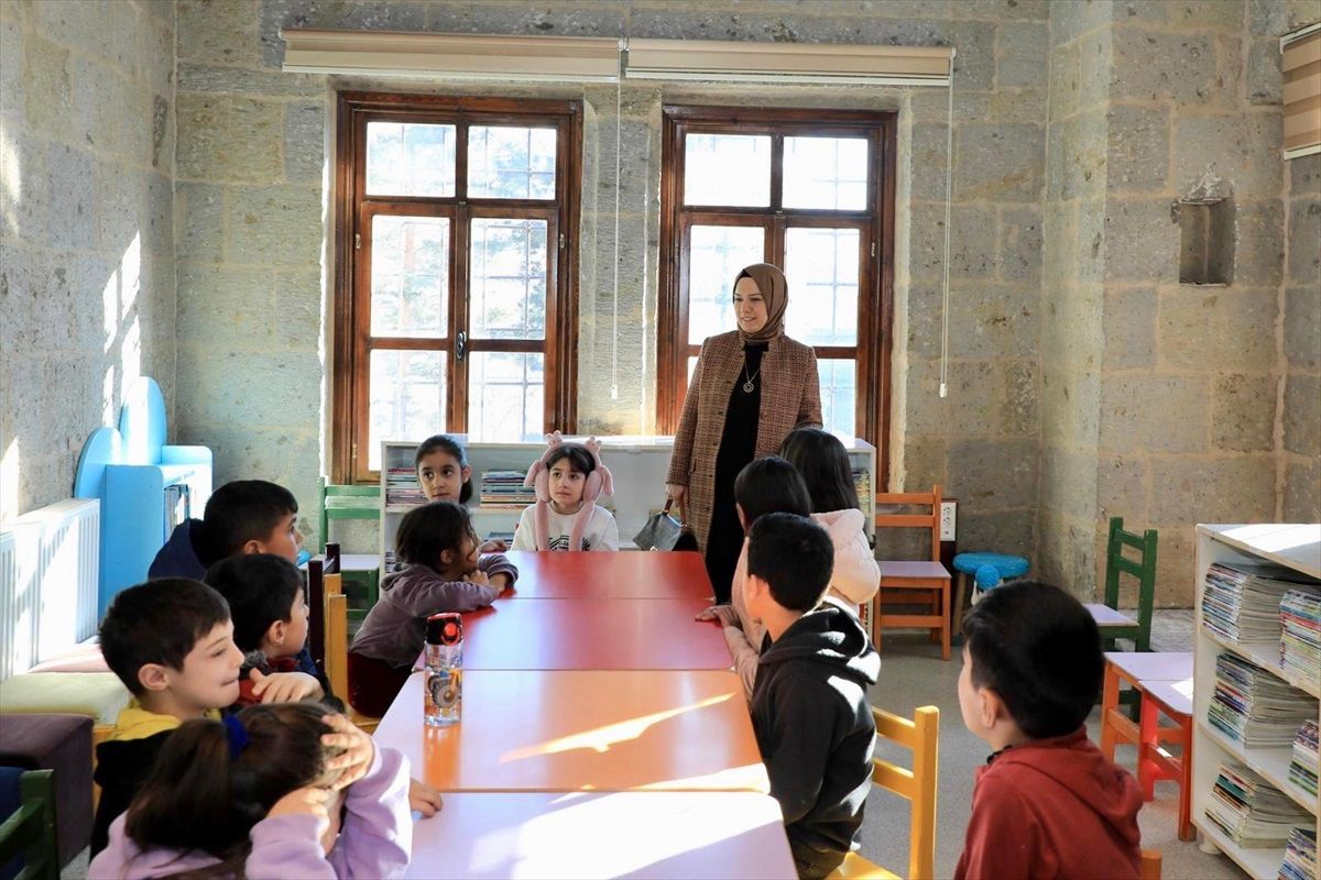 Bitlis’te \'Annemle Kütüphanedeyim\' Projesi Başladı