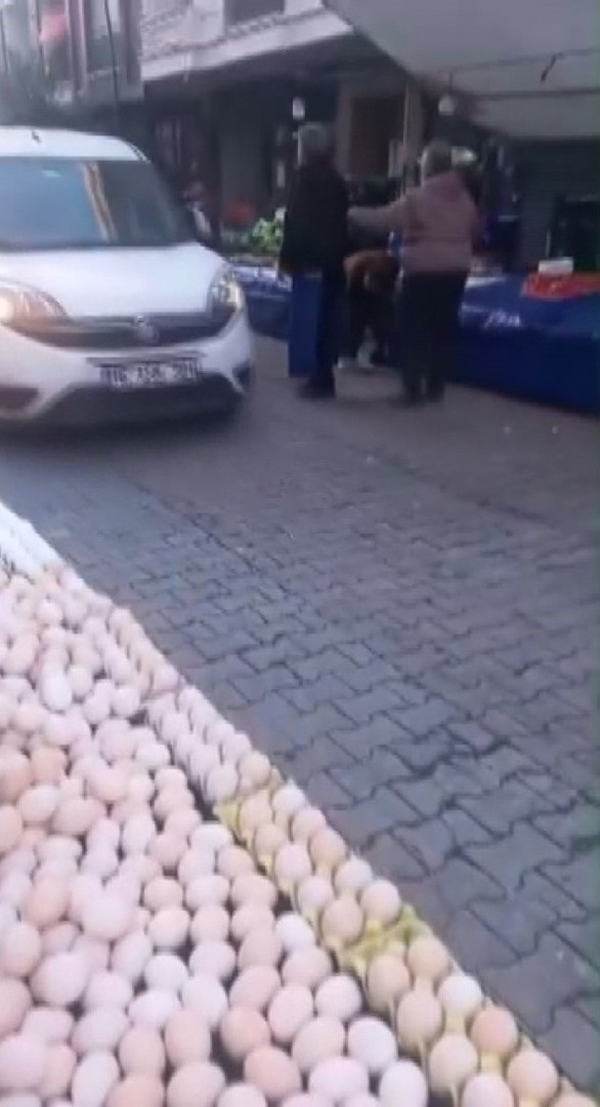 Güngören\'de Pazarcılar Arasında Silahlı Kavga