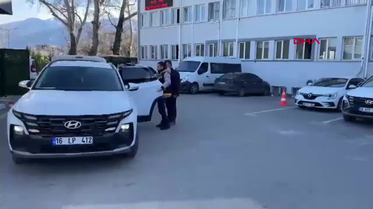 Bursa\'da Kız Arkadaşını Öldüren Şüpheli Adliyeye Sevk Edildi