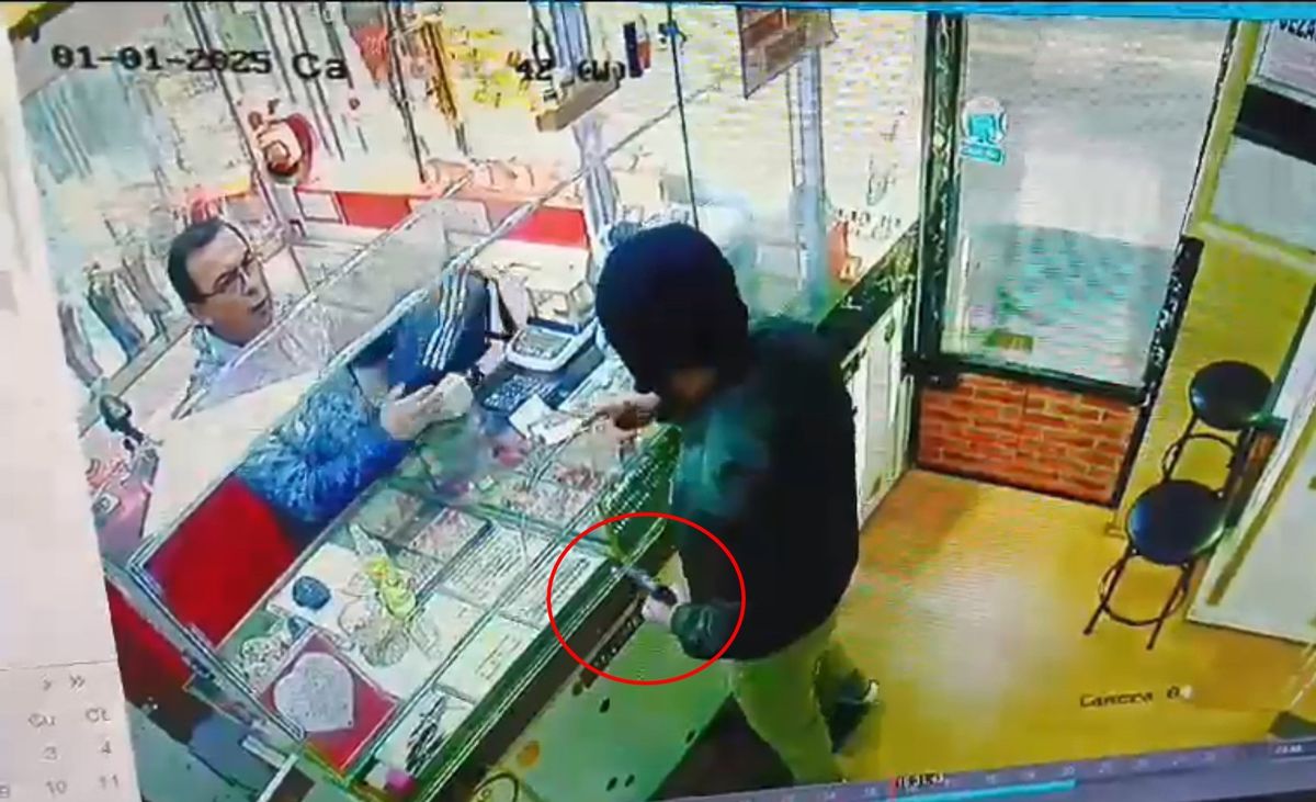 Soygun Girişiminde Kuyumcudan Cesur Müdahale